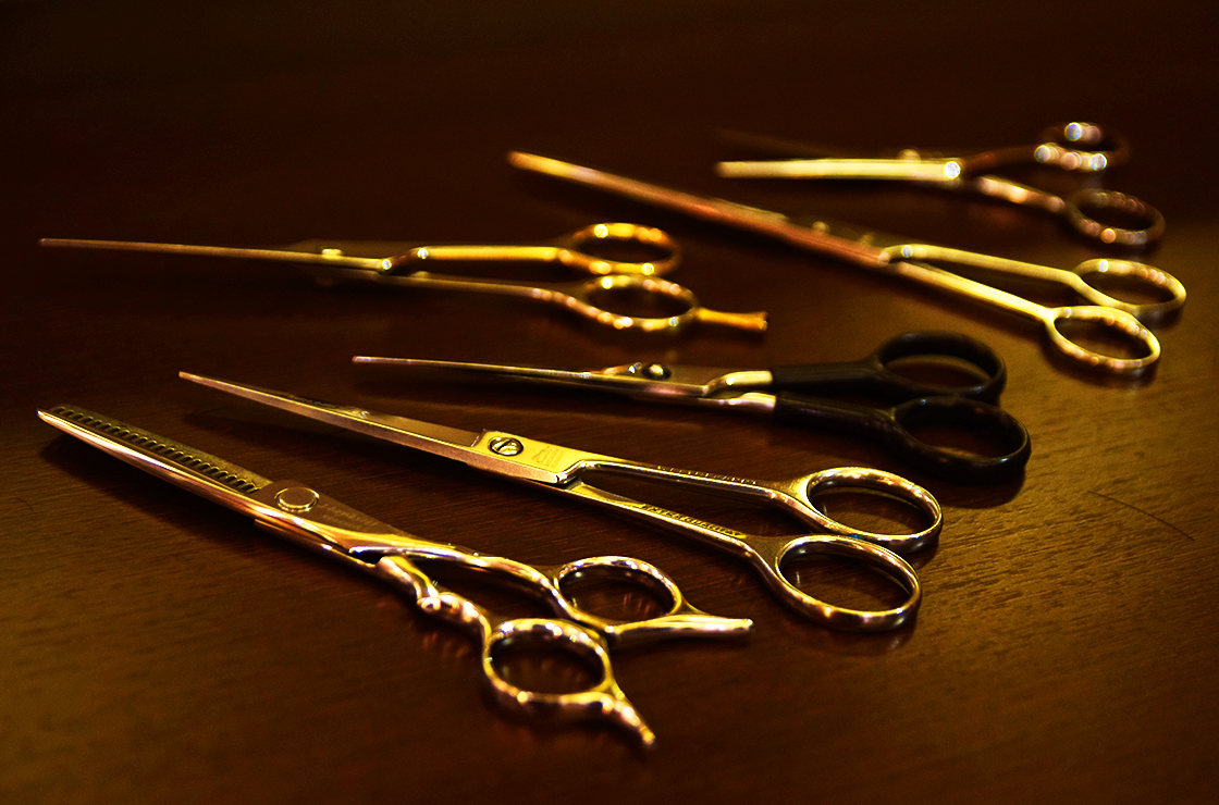 CUTのイメージ画像